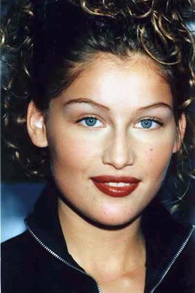 Laetitia_Casta_Face_Young_2814729.jpg