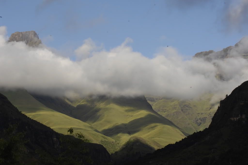 EPV0003c16.jpg Drakenberg Mountains - Africa image by kurtmahan