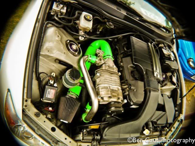 [Image: engine_bay.jpg]