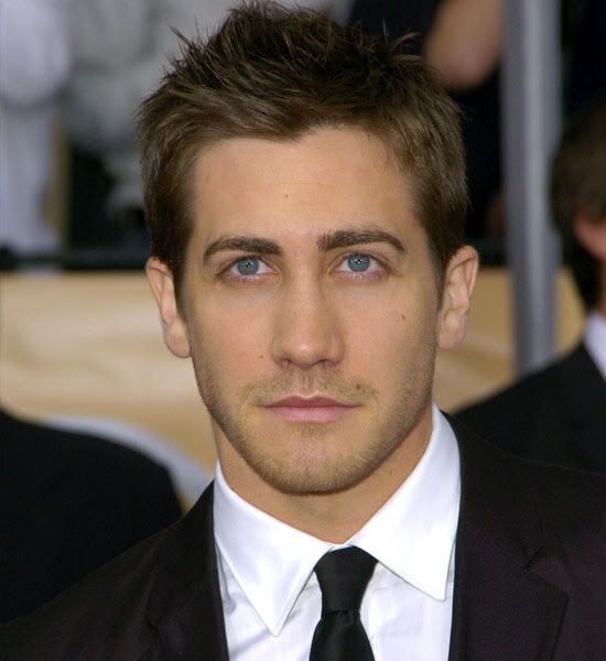 http://i193.photobucket.com/albums/z188/rich23434565/550x600_jake_gyllenhaal_5.jpg