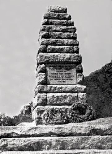 Mem1, Memorial To Pre-Pioneers Of Rhodesia