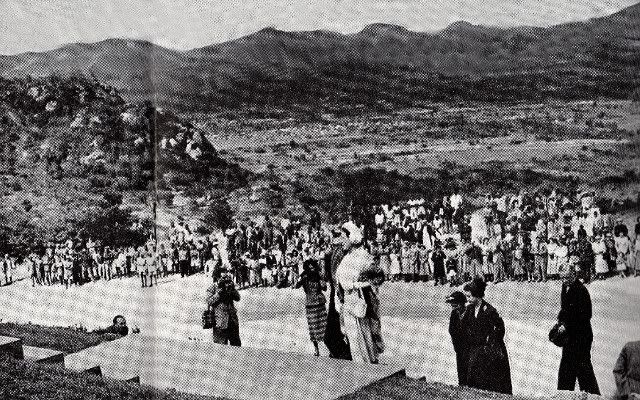 Pg16-1, The Royal Tour of Rhodesia 1953