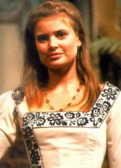 Sophie Aldred - Images Hot