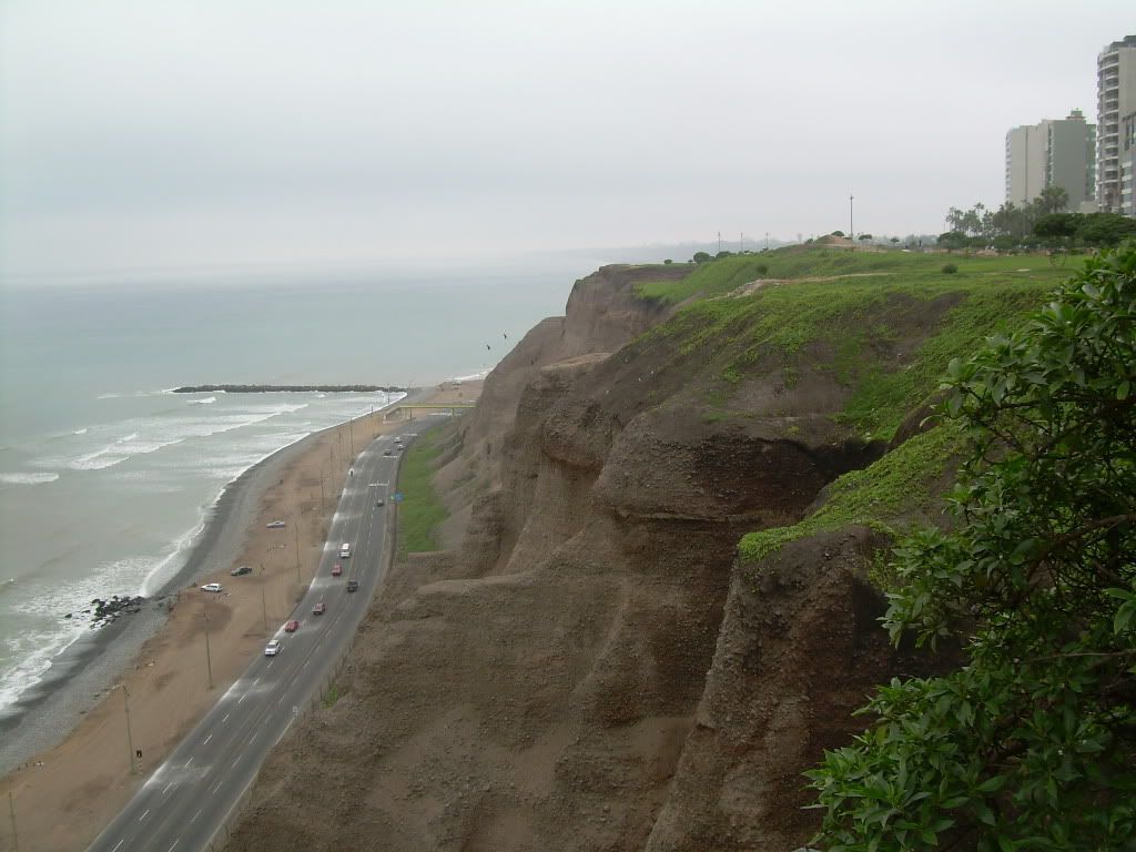 DSCN0781.jpg Cliffs and the Pacific Ocean image by reisefrau